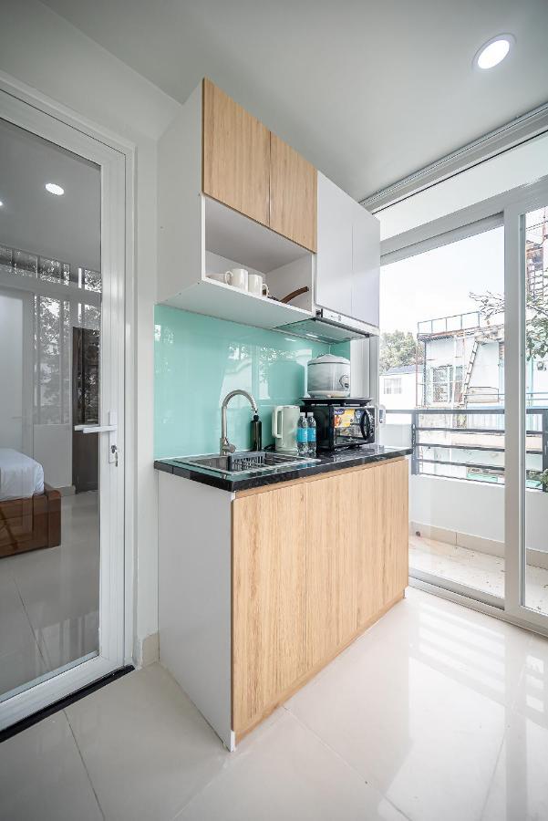 Căn hộ Cozrum Homes - Retro House *