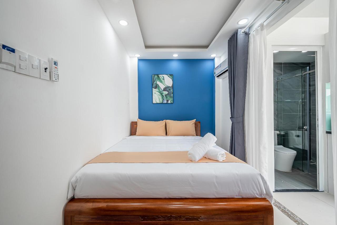 Cozrum Homes - Retro House *
