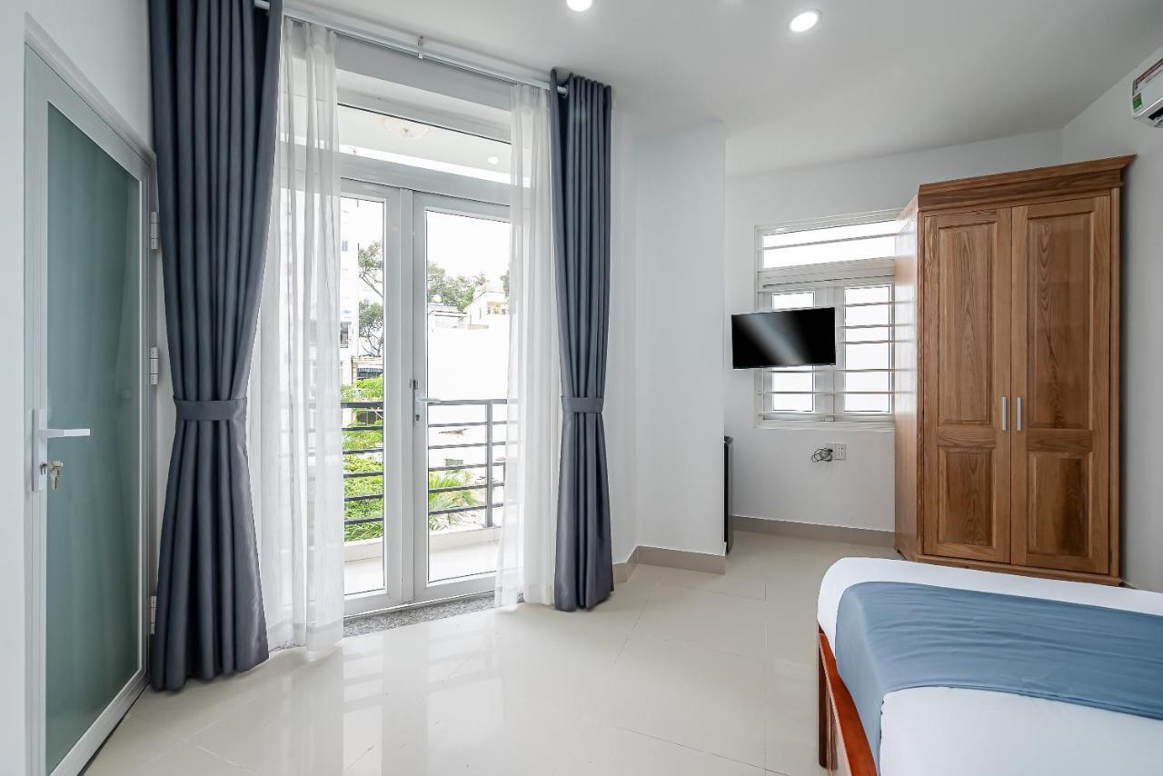 Cozrum Homes - Retro House * TP. Hồ Chí Minh