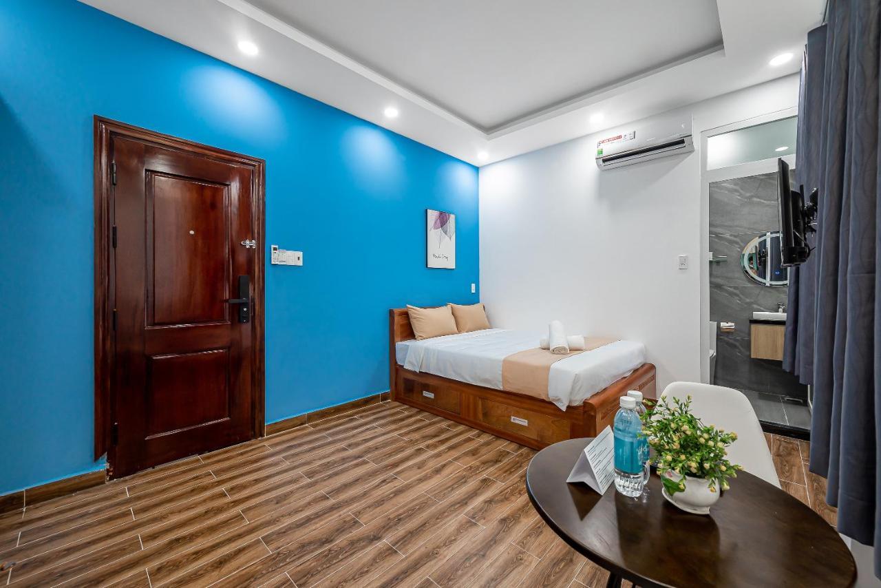 Căn hộ Cozrum Homes - Retro House *
