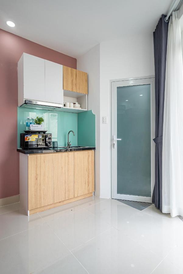 Căn hộ Cozrum Homes - Retro House *